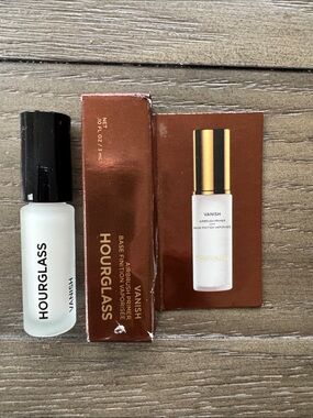 Hourglass Vanish Airbrush Primer mini size
